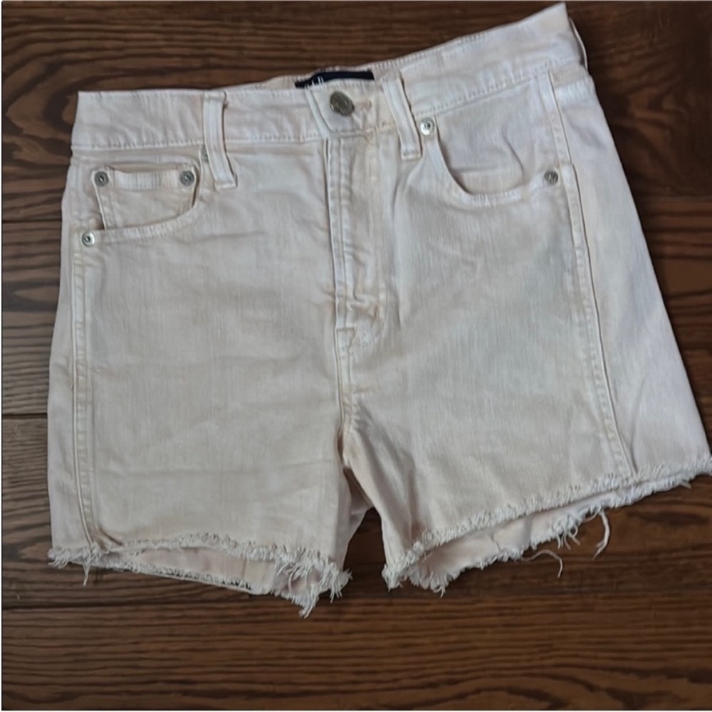 Gap light pink denim shorts - Picture 2 of 4